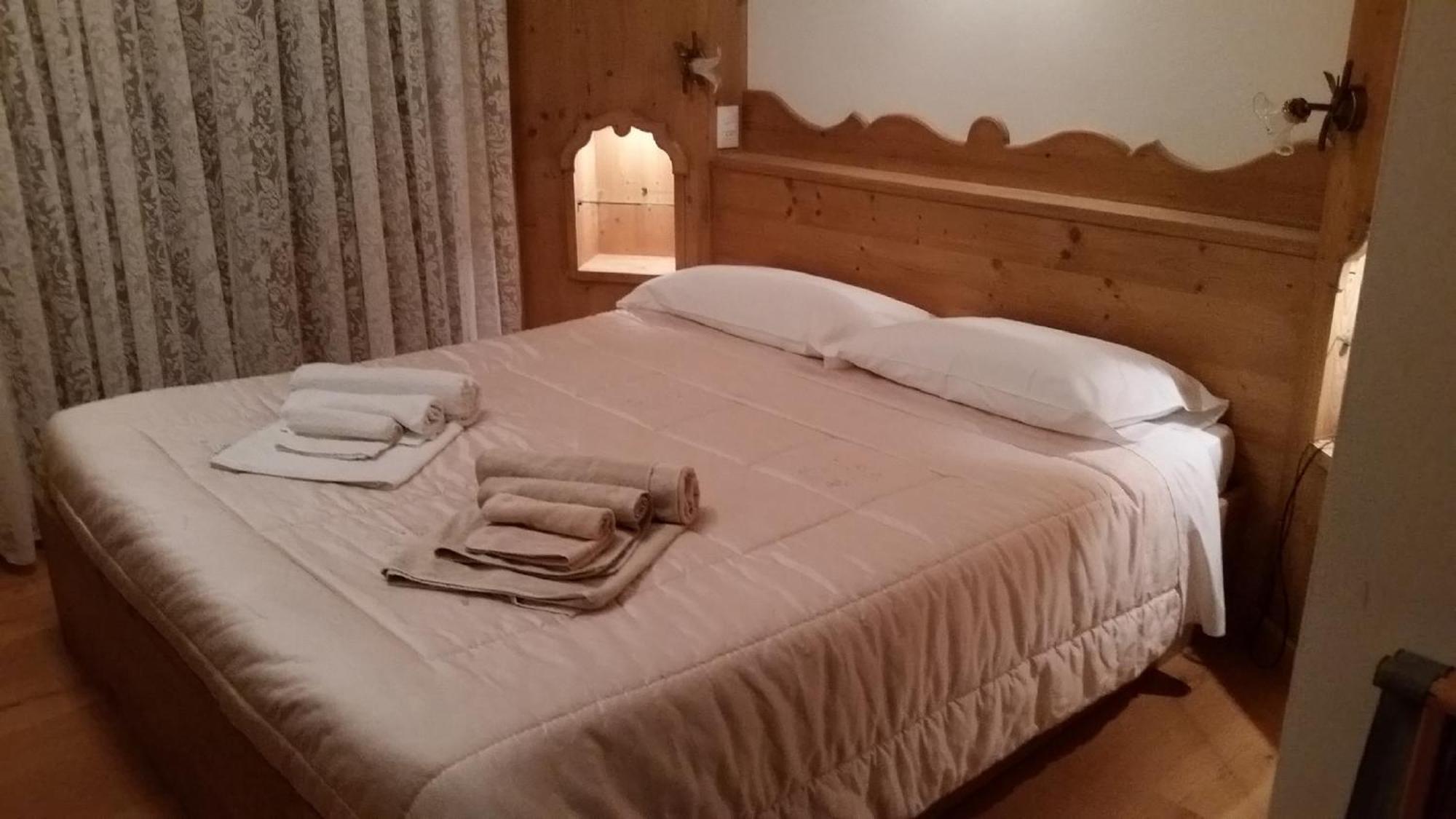 Albergo Bellavista Dosoledo Kamer foto