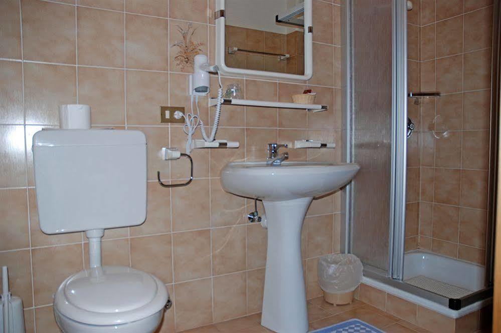 Albergo Bellavista Dosoledo Buitenkant foto